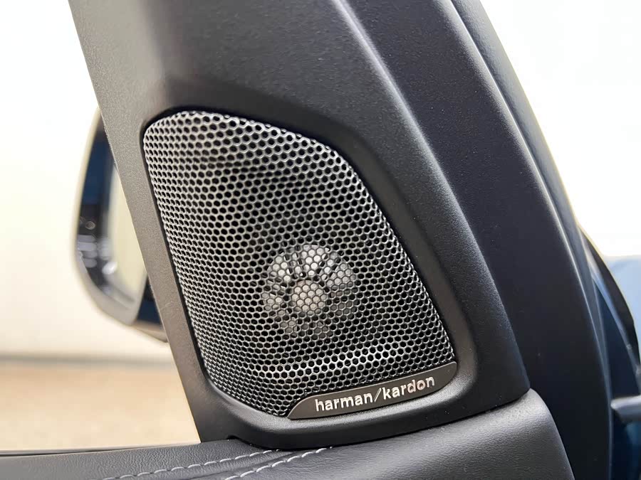 BMW X5 M 2017 #35 BMW X5 M 2017 صورة سيارة #35