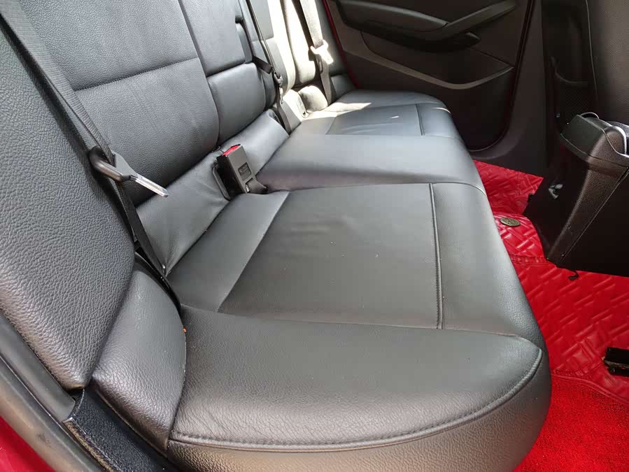 BMW X1 (Imported) 2011 imagem de carro #35