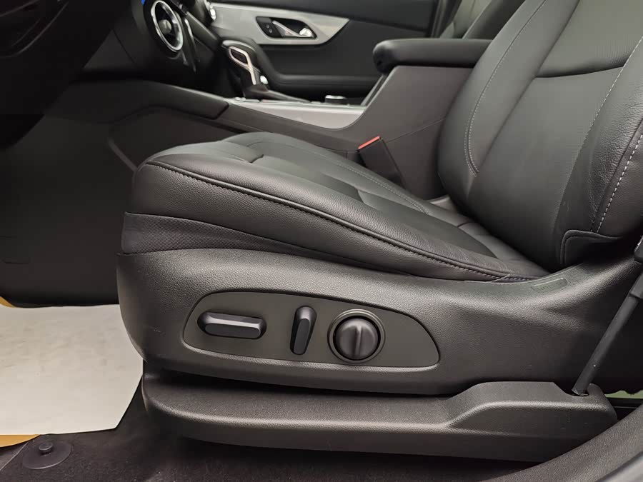 Chevrolet Blazer 2023 #35 Chevrolet Blazer 2023 car image #35