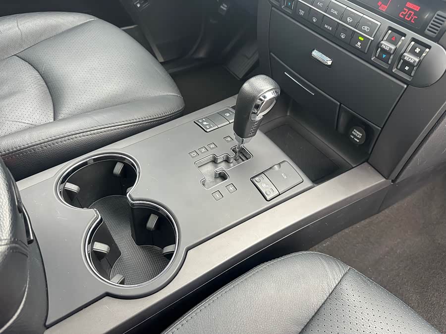 Kia Mohave 2013 صورة سيارة #35