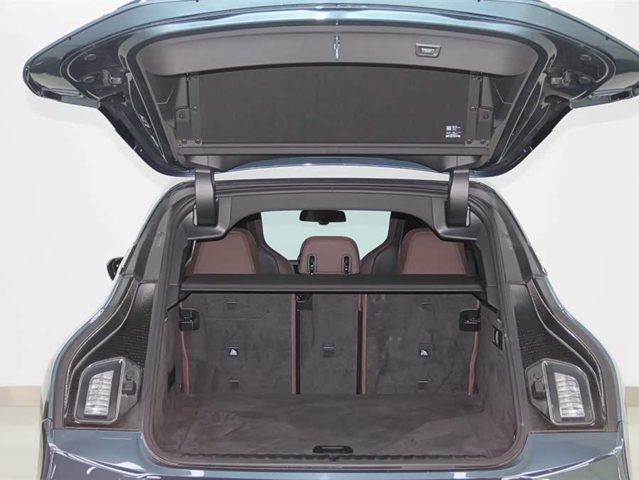 BMW iX 2023 car image #35