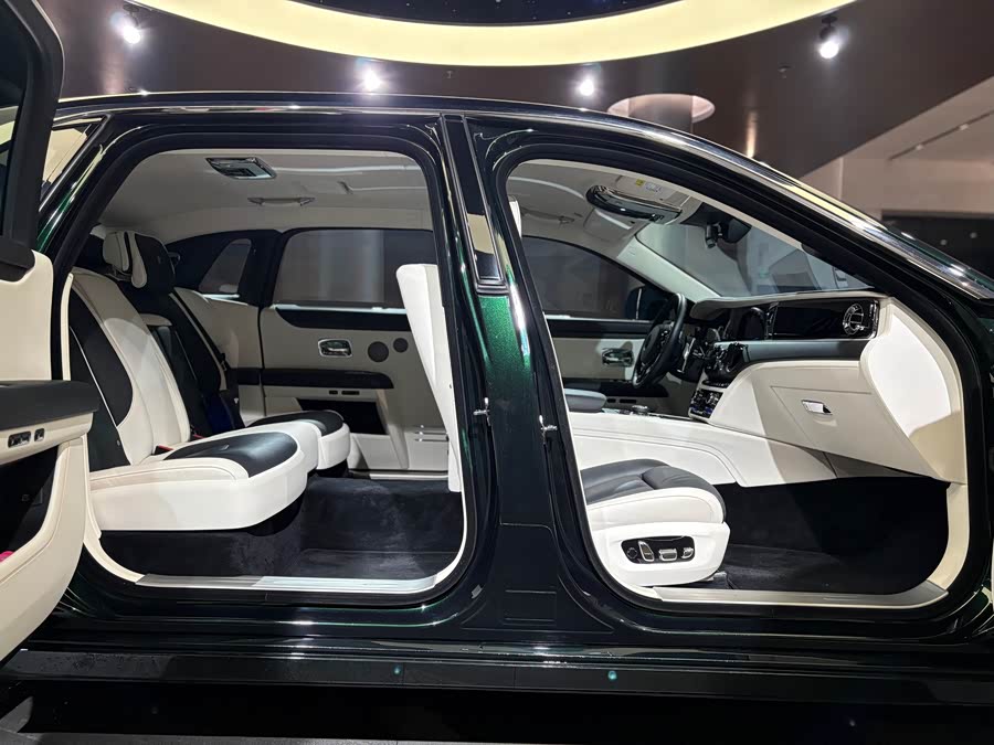 Rolls-Royce Ghost 2022 car image #35