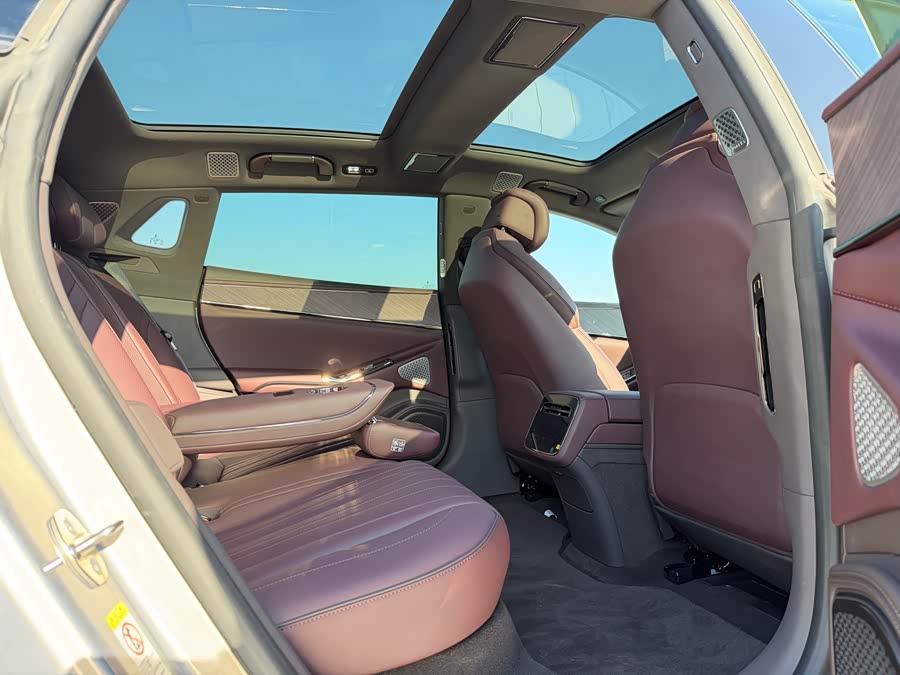 Denza Z9GT 2025 immagine di auto #35