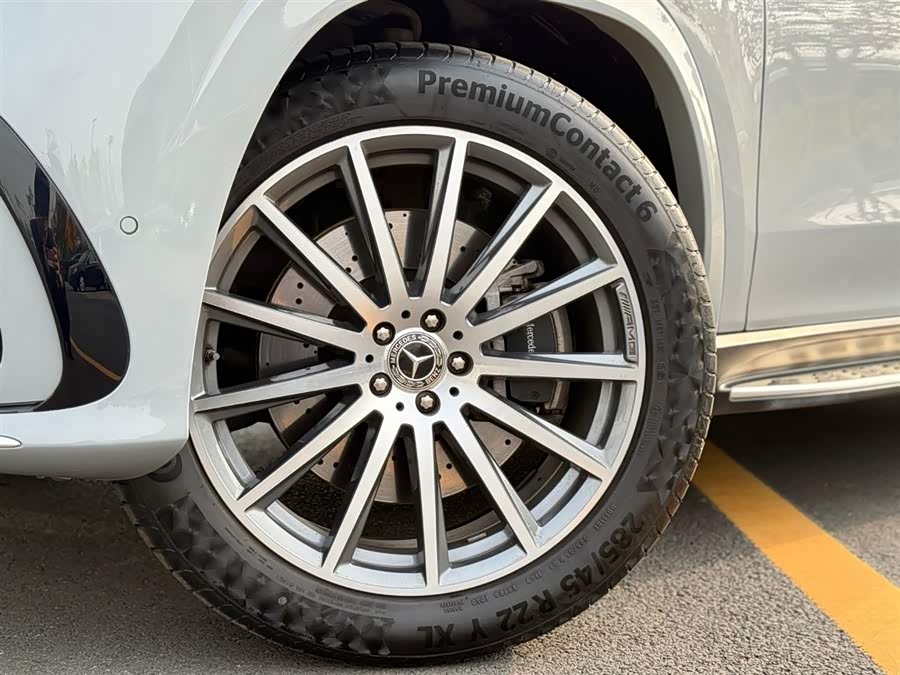 Mercedes-Benz GLS Class 2023 car image #35