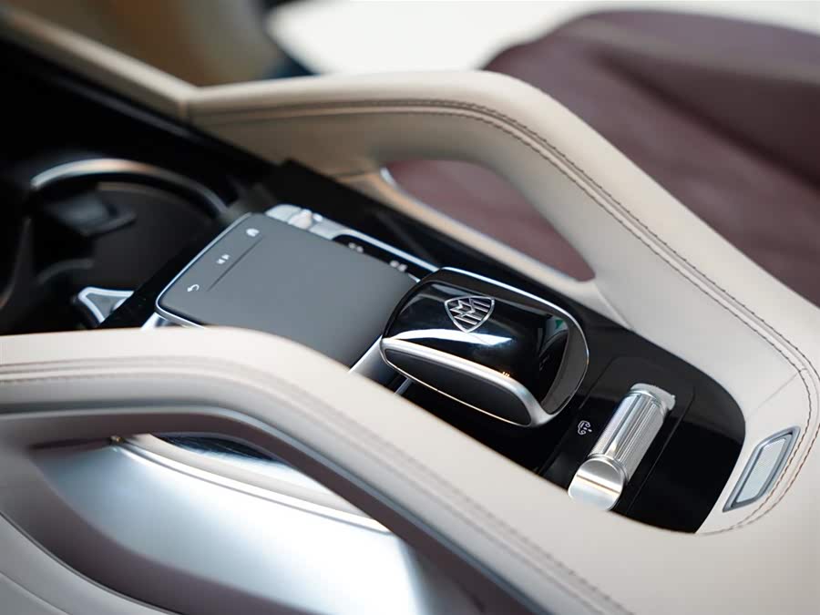 Mercedes-Benz Maybach GLS 2024 #35 Mercedes-Benz Maybach GLS 2024 car image #35