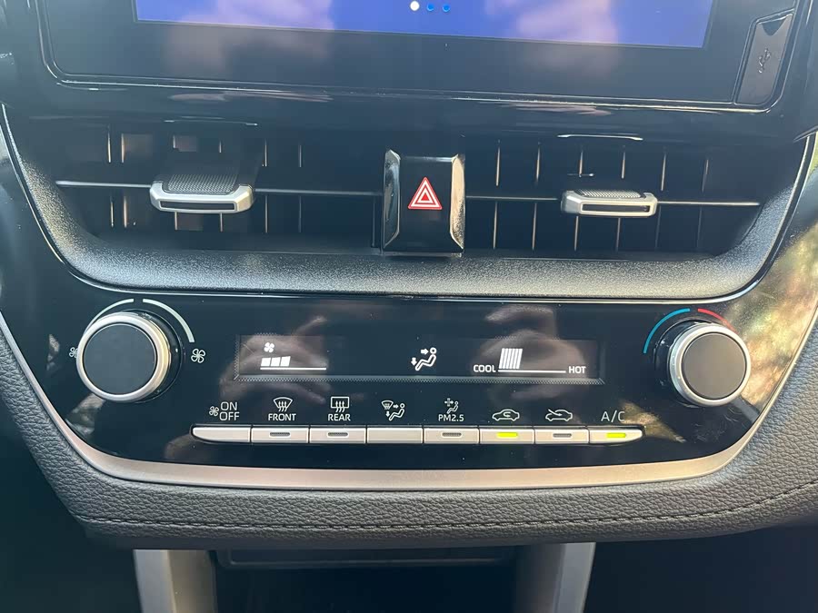 Toyota Frontlander 2022 #35 Toyota Frontlander 2022 imagen de coche #35