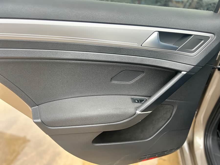 Volkswagen Golf 2019 #35 Volkswagen Golf 2019 car image #35