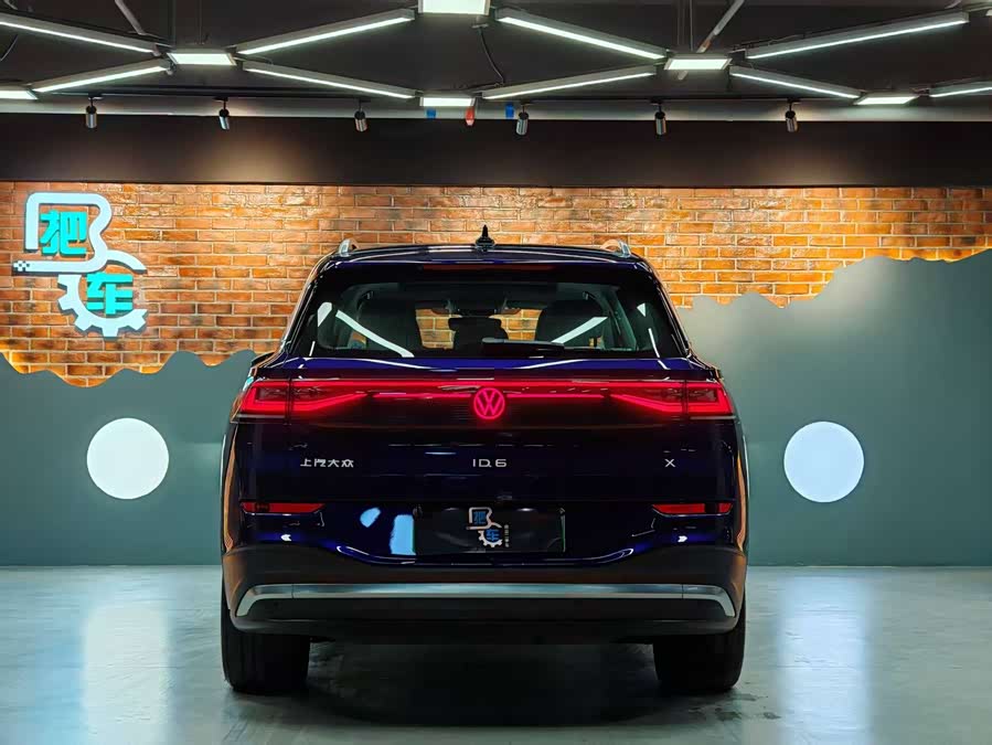 Volkswagen ID.6 X 2022 #35 Volkswagen ID.6 X 2022 car image #35