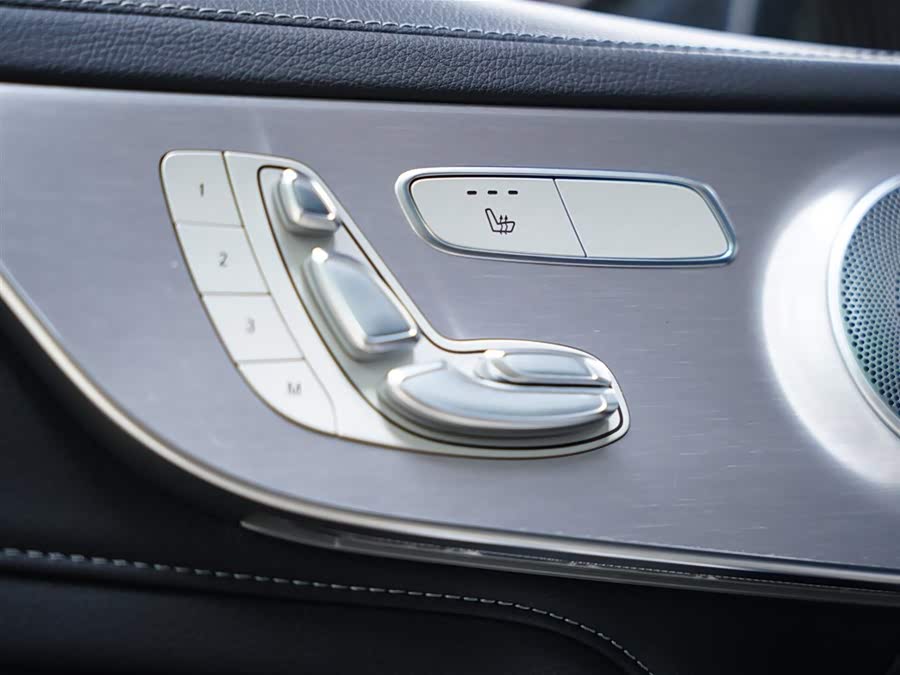 Mercedes-Benz C AMG 2021 car image #35