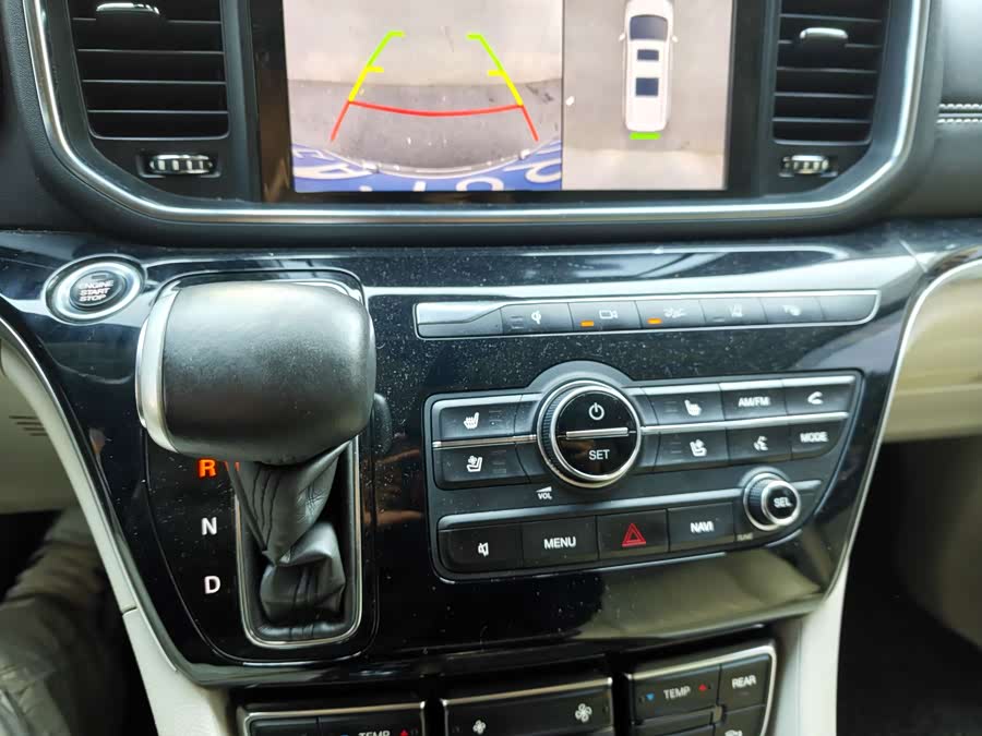 GAC Trumpchi M8 2018 car image #35