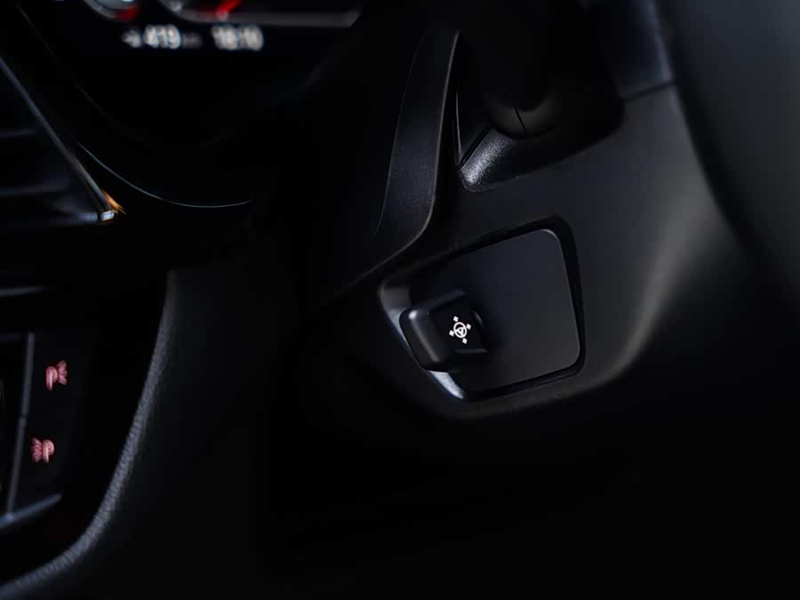 BMW M5 2022 صورة سيارة #35