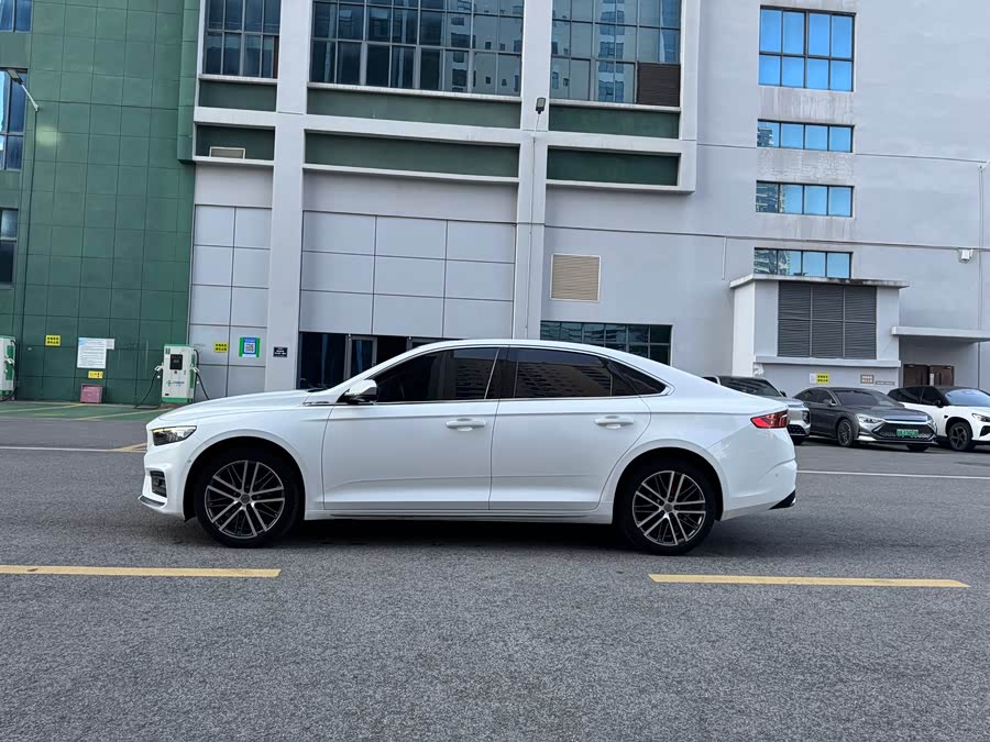 GEELY Preface 2021 image de voiture #35