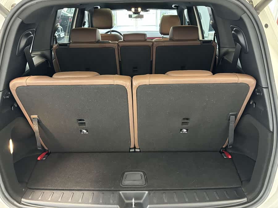 Mercedes-Benz GLB Class 2020 car image #35