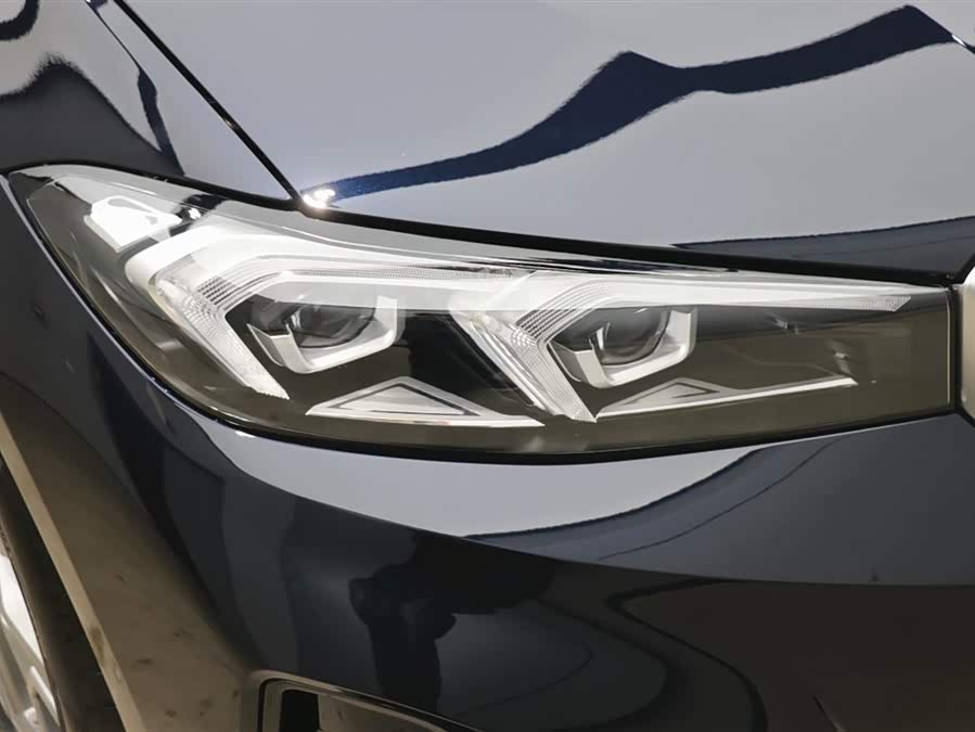BMW i3 2024 car image #35