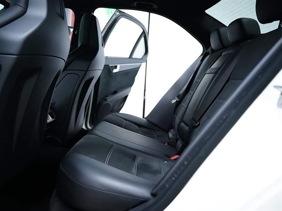 Mercedes-Benz C AMG 2014 immagine di auto #35