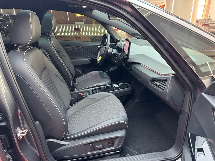 Volkswagen ID.3 2024 car image #35