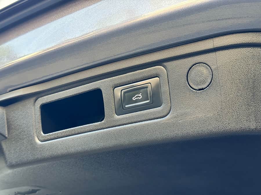 Jetour X70 PLUS 2023 #35 Jetour X70 PLUS 2023 car image #35