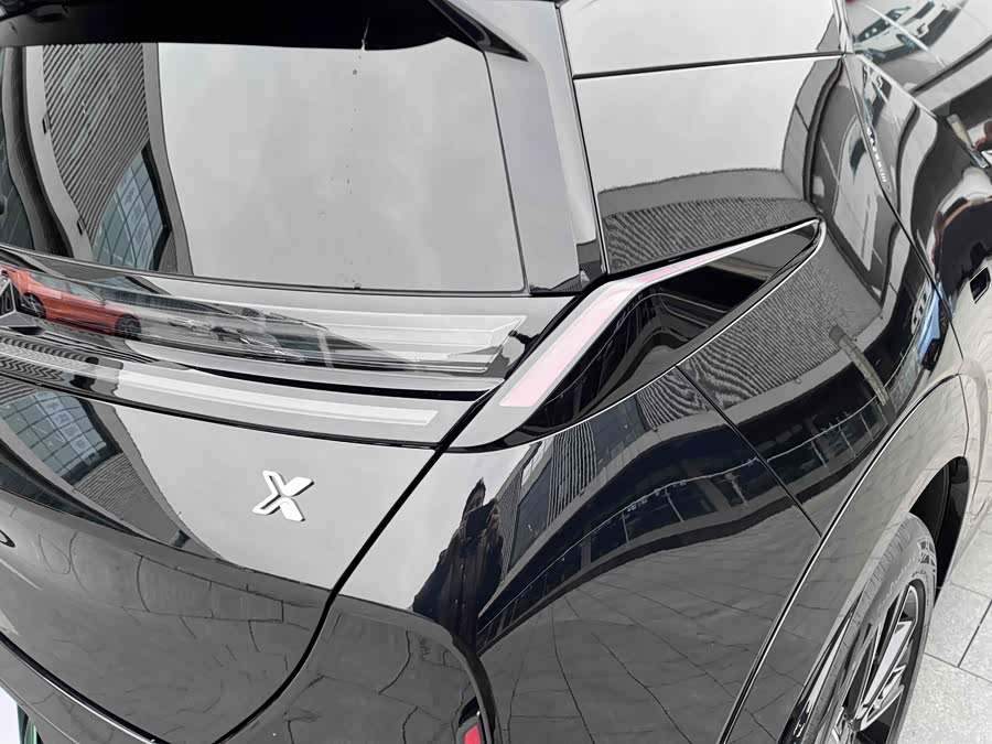 极氪 极氪X 2024 汽车图片 #35