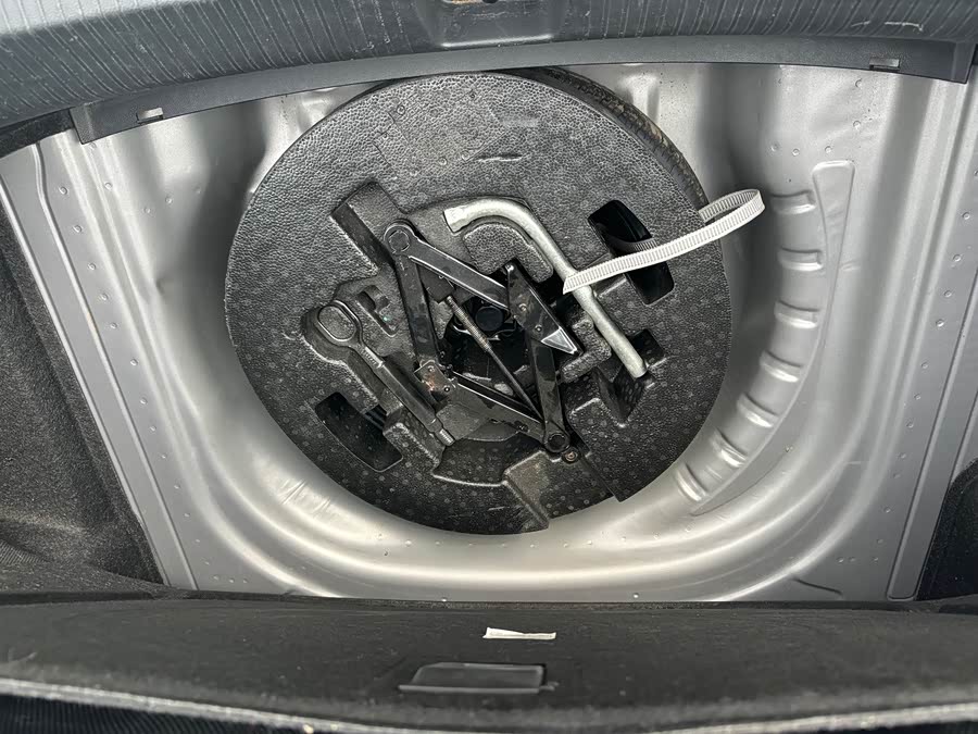 Volkswagen Bora 2019 car image #35
