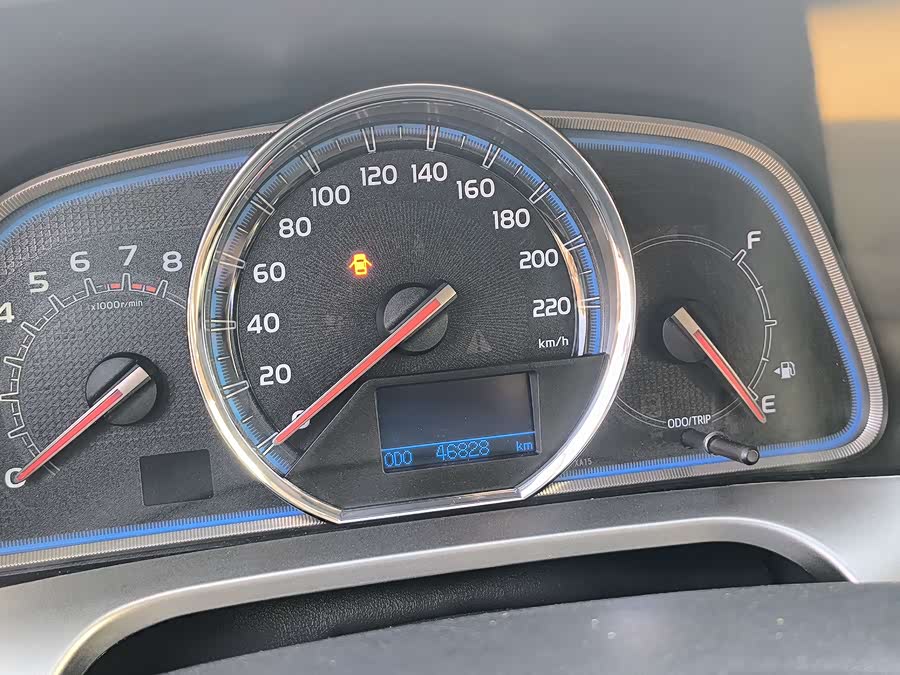 Toyota RAV4 2015 car image #35