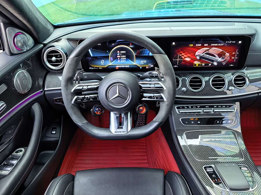 Mercedes-Benz E AMG 2021 صورة سيارة #35