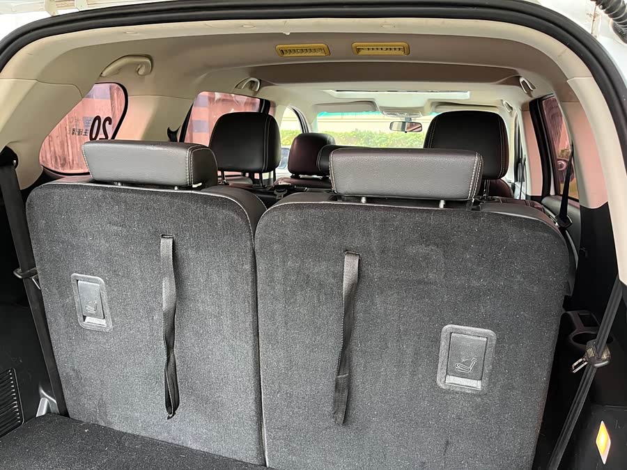 SWM斯威汽车 SWM斯威X7 2016 汽车图片 #35