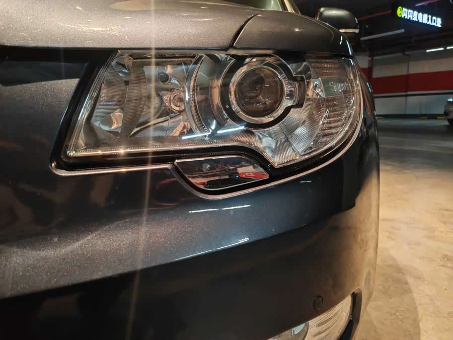 Skoda Superb 2010 car image #35