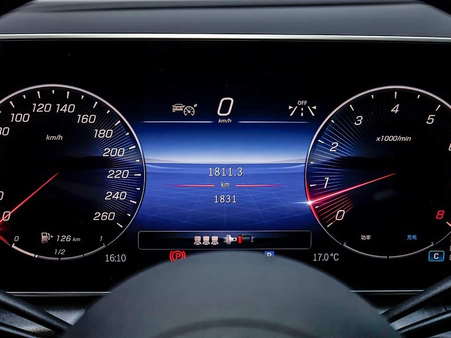 Mercedes-Benz GLC Coupe 2025 car image #35