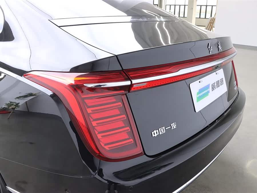 HongQi H9 2020 car image #35