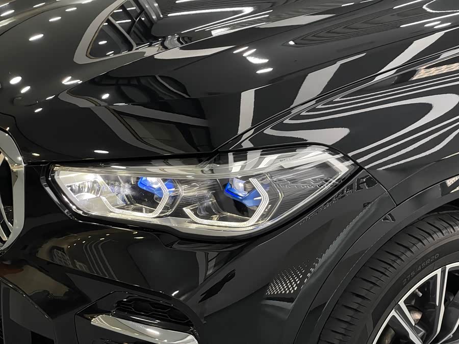 BMW X5 2023 imagem de carro #35