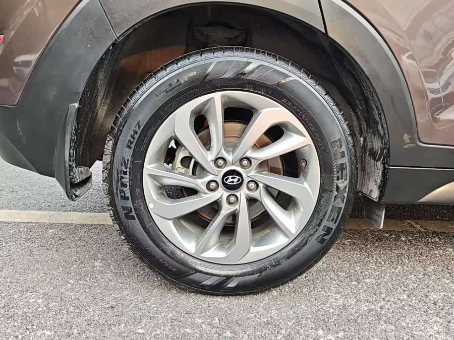 Hyundai Tucson 2015 car image #35