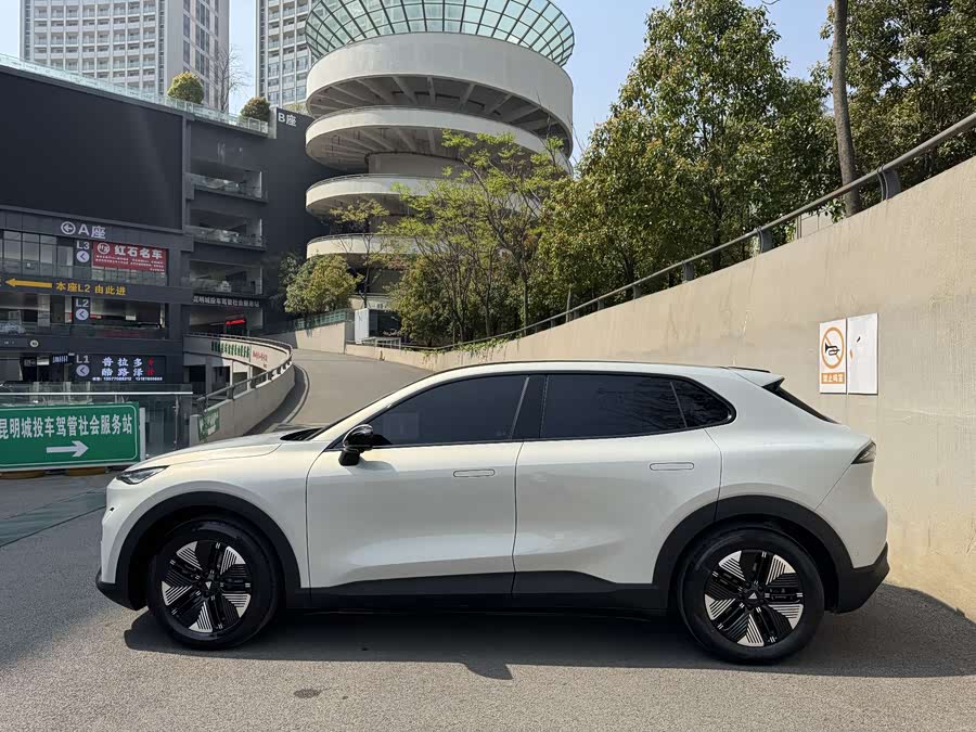 Deepal S05 2025 immagine di auto #35