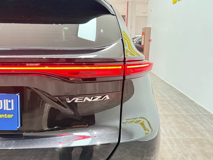 Toyota Venza 2022 car image #35