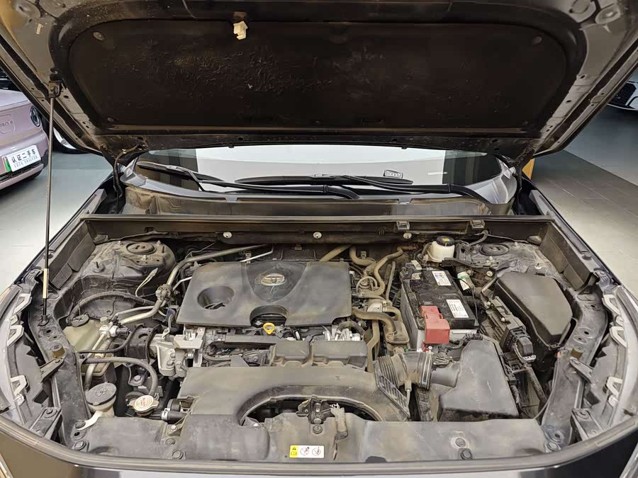 Toyota RAV4 2020 car image #35