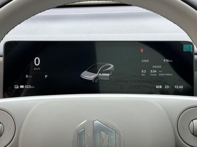 零跑汽车 零跑B01 2025 汽车图片 #35