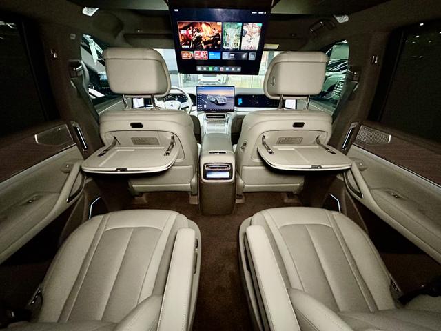 Denza N9 2025 car image #35