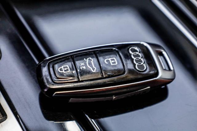 Audi Q7 2021 car image #35