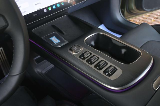 小米汽车 小米SU7 2024 汽车图片 #35