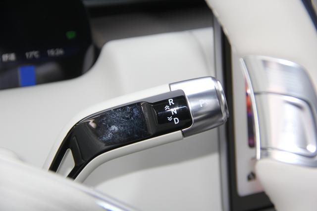 极氪 极氪9X 2026 汽车图片 #35