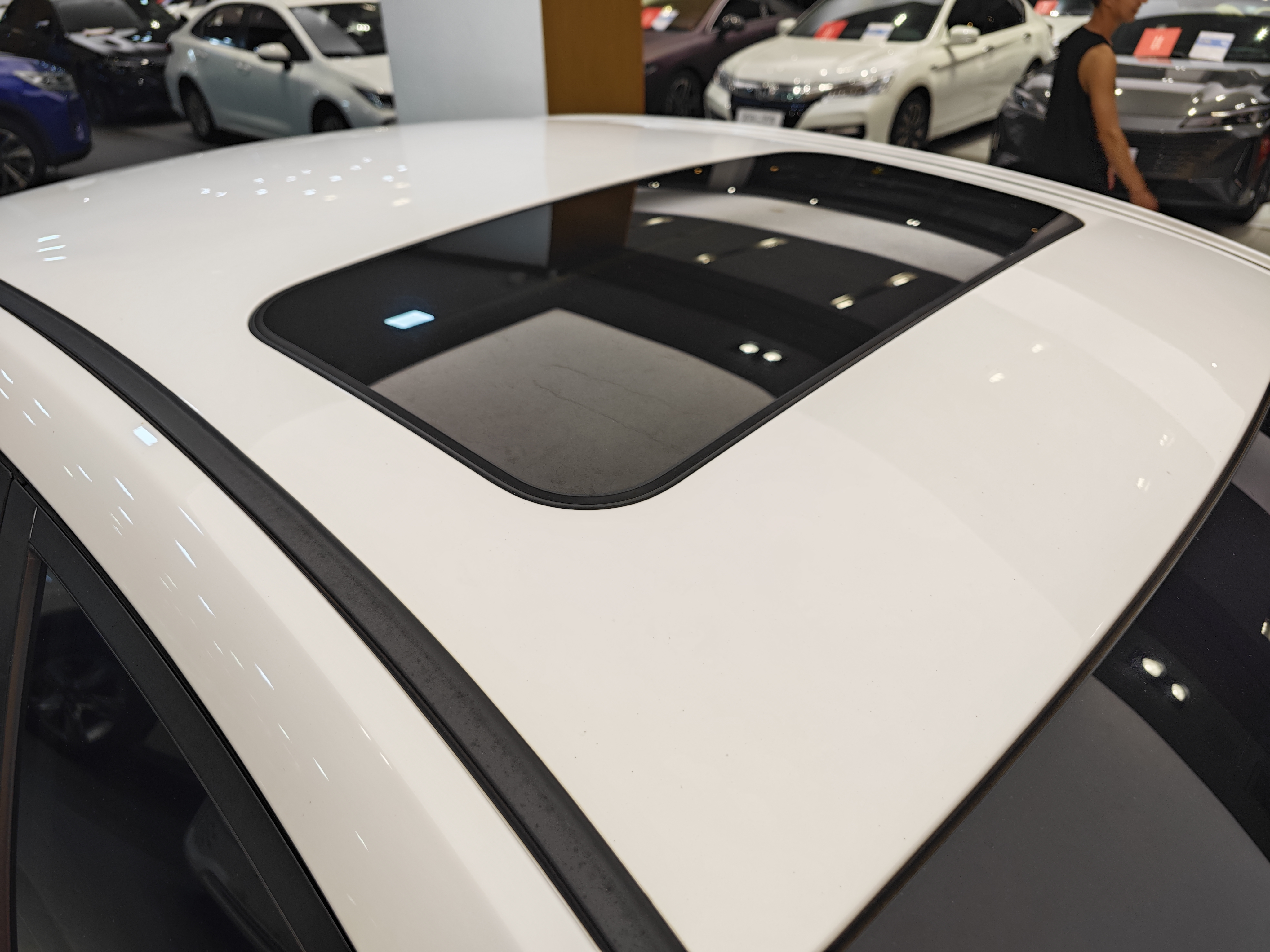 GEELY Emgrand 2018 car image #35