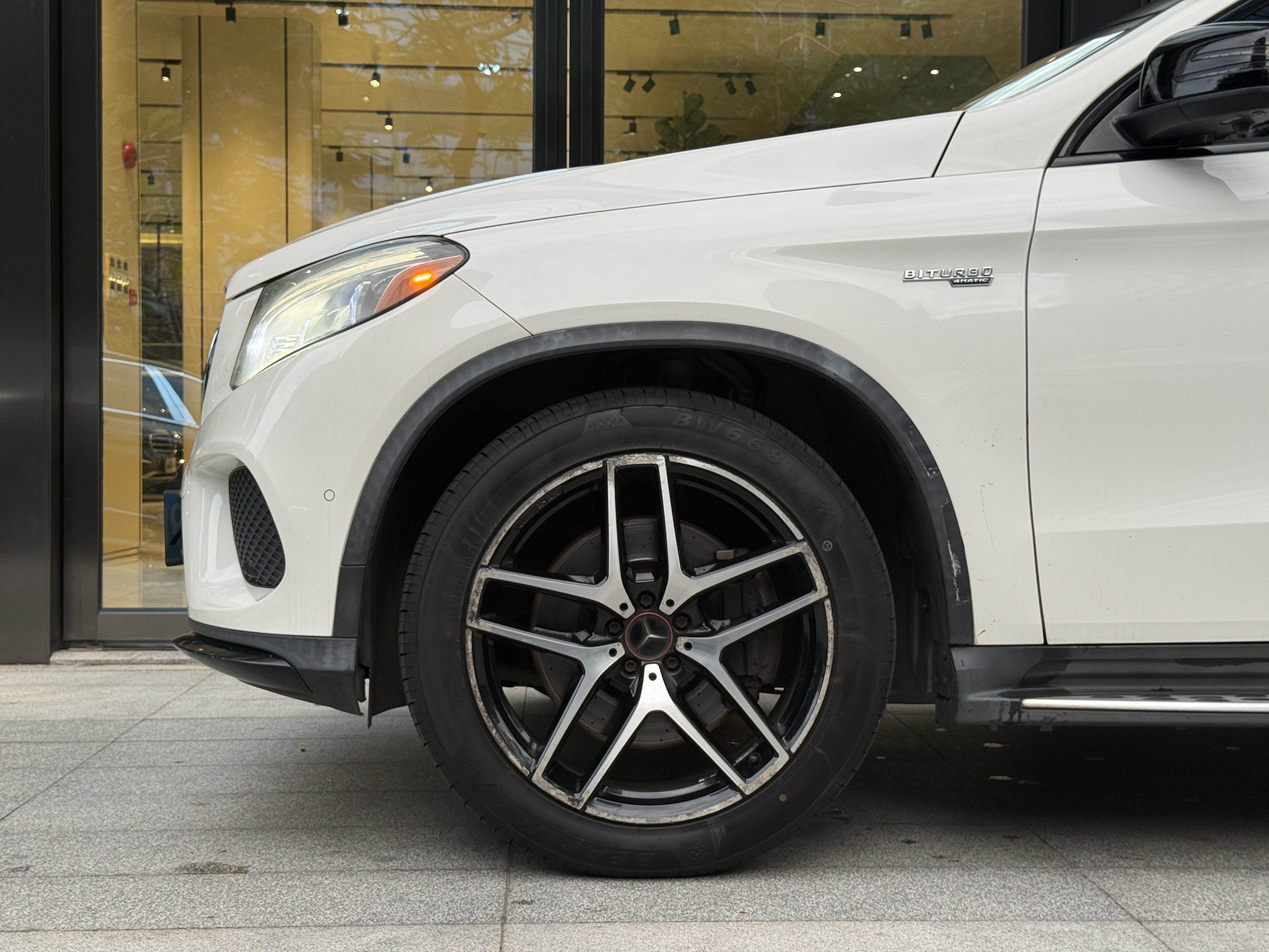 Mercedes-Benz GLE Coupe AMG 2017 car image #35