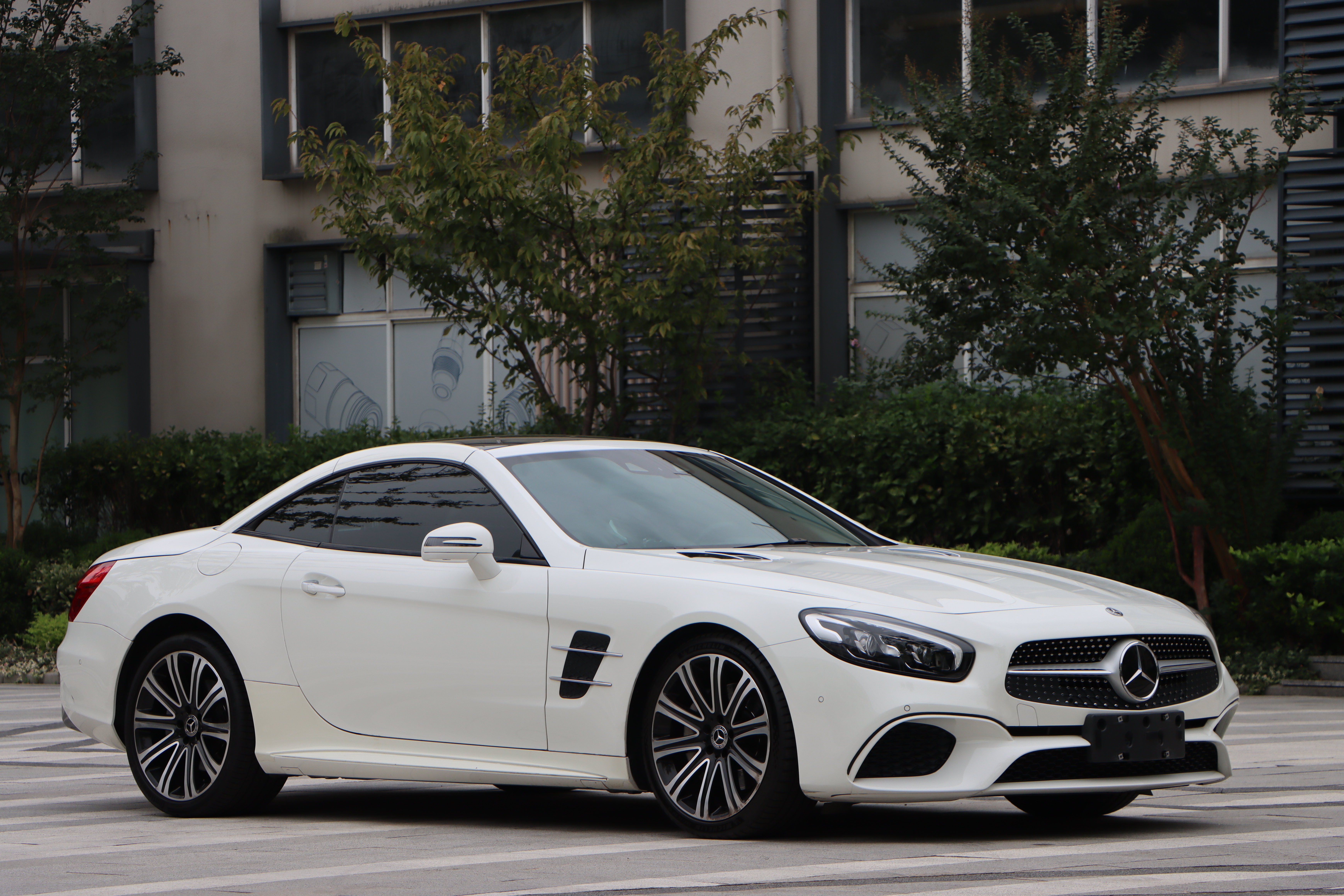 Mercedes-Benz SL Class 2019 car image #35
