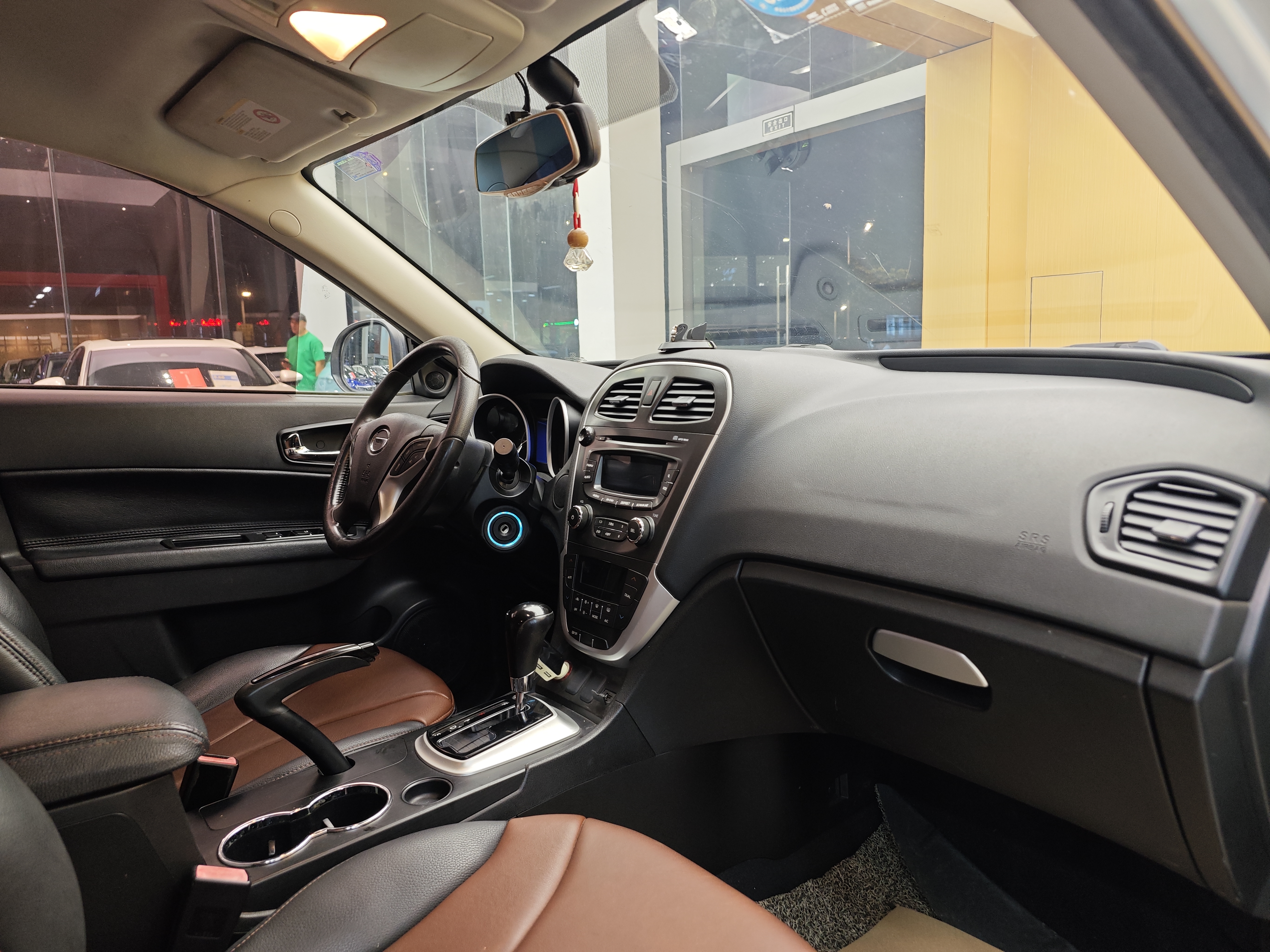 GAC Trumpchi GS5 2014 image de voiture #35