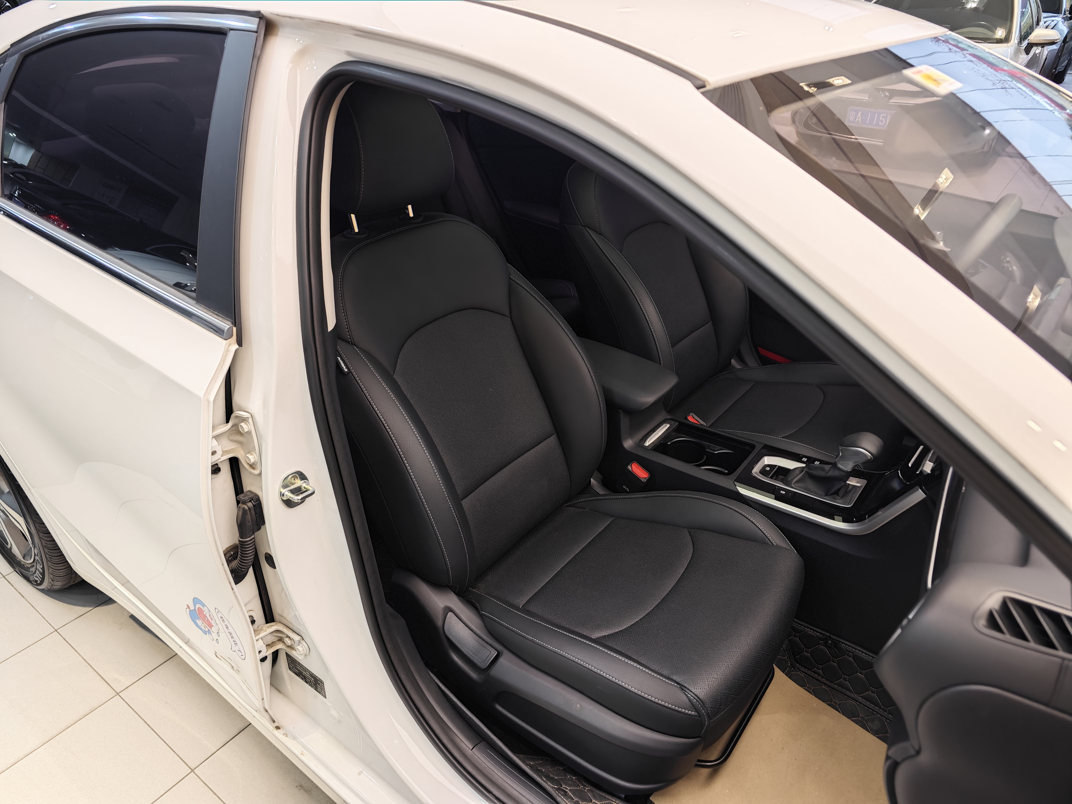 起亚 起亚K3 2020 汽车图片 #35