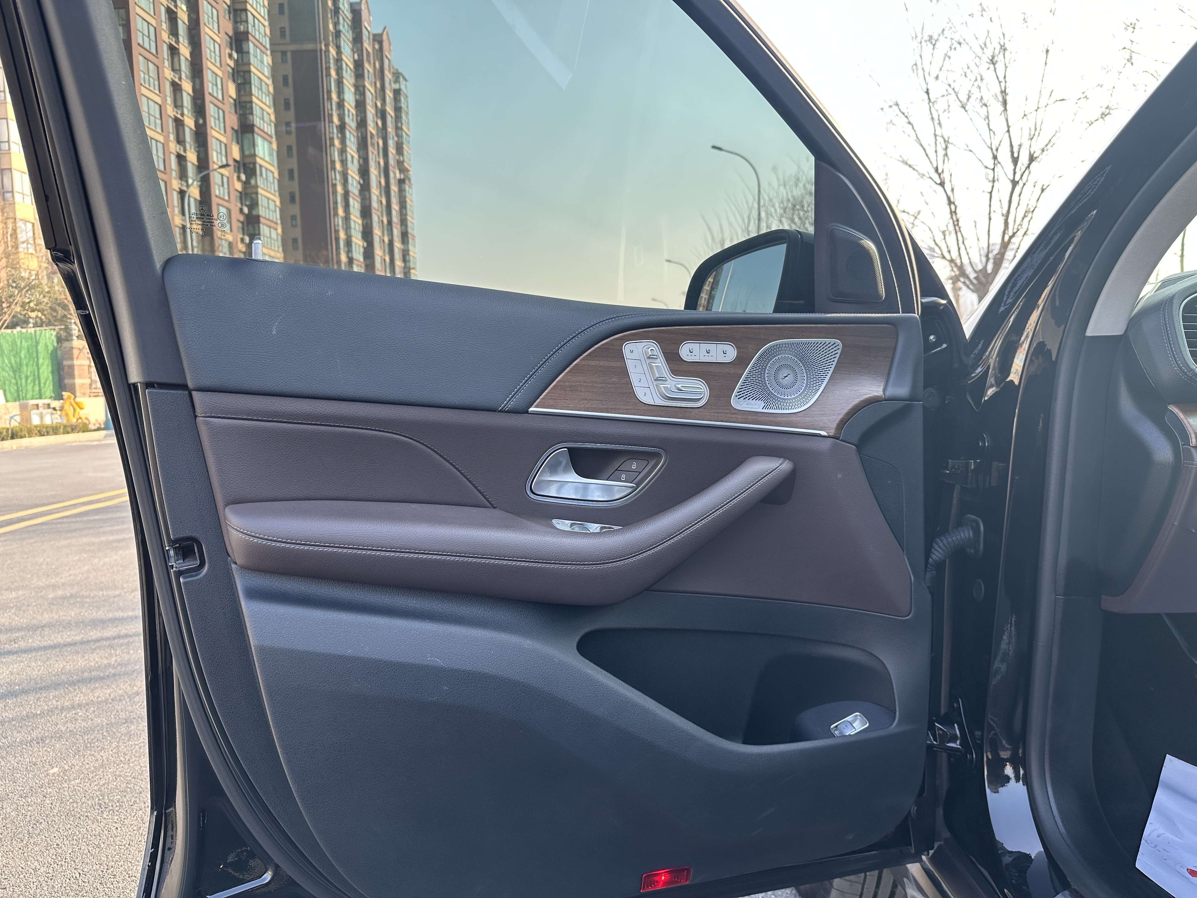 Mercedes-Benz GLS Class 2021 car image #35