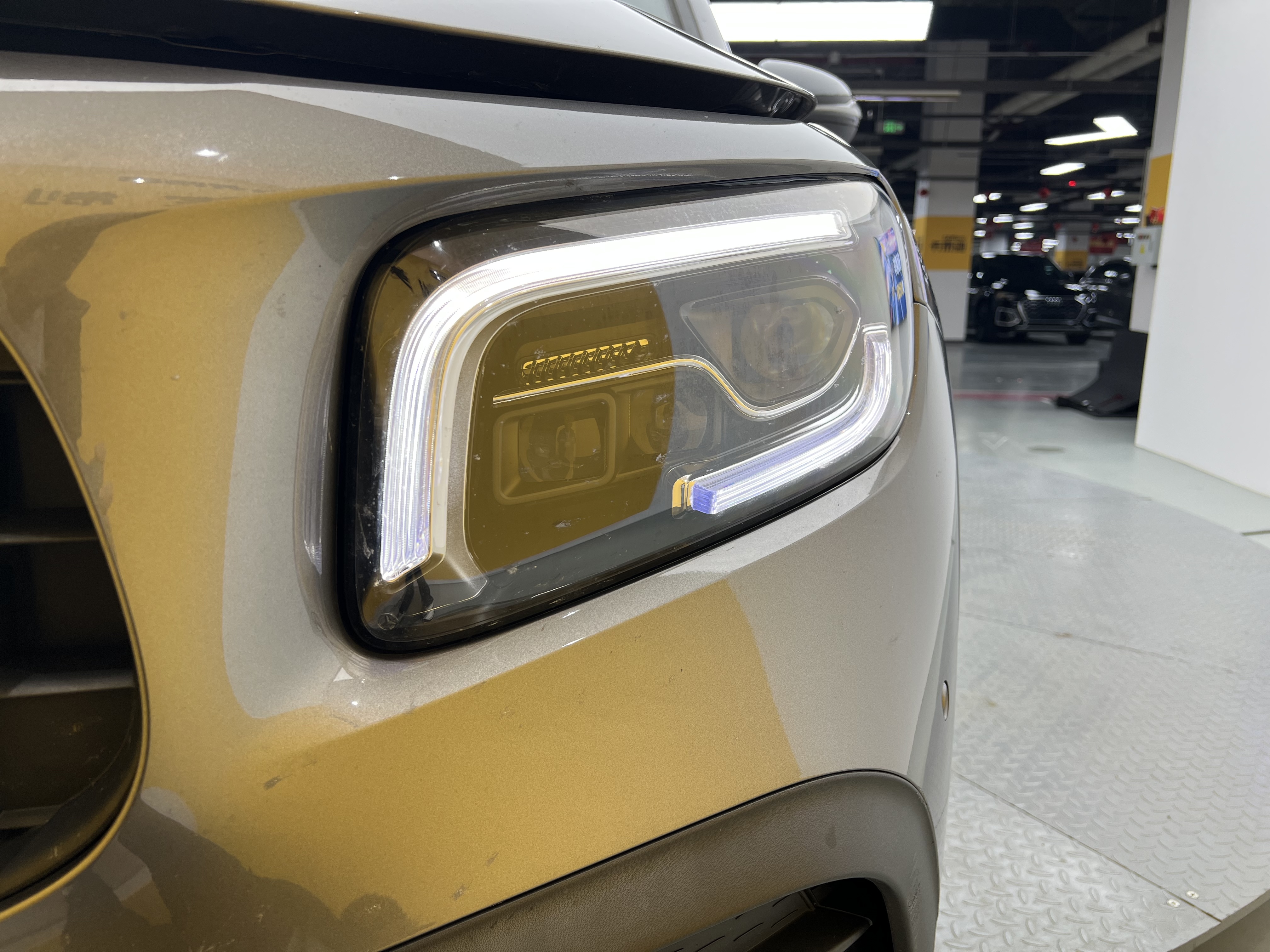 Mercedes-Benz GLB AMG 2021 image de voiture #35