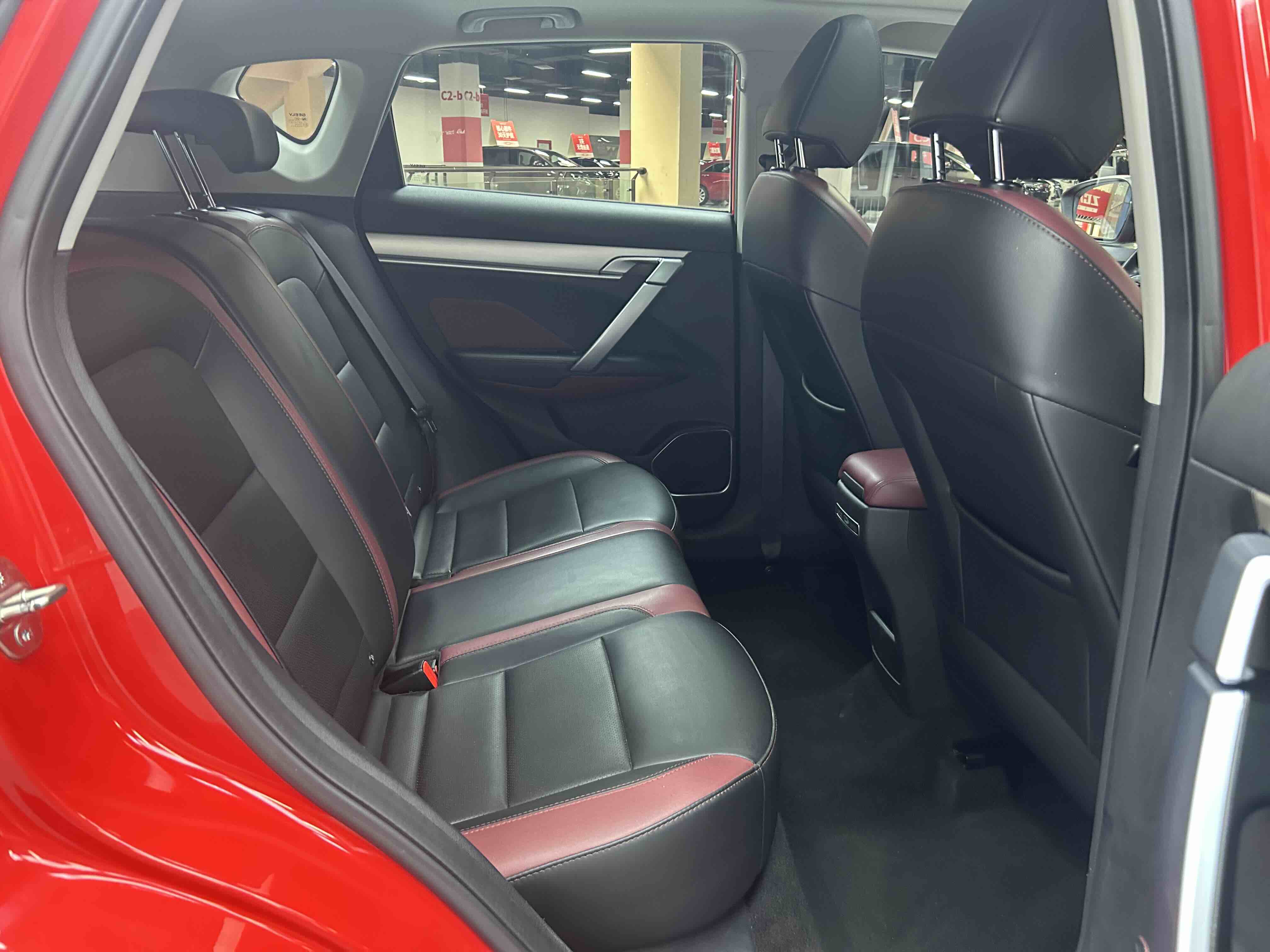 GEELY Coolray 2020 #35 GEELY Coolray 2020 car image #35