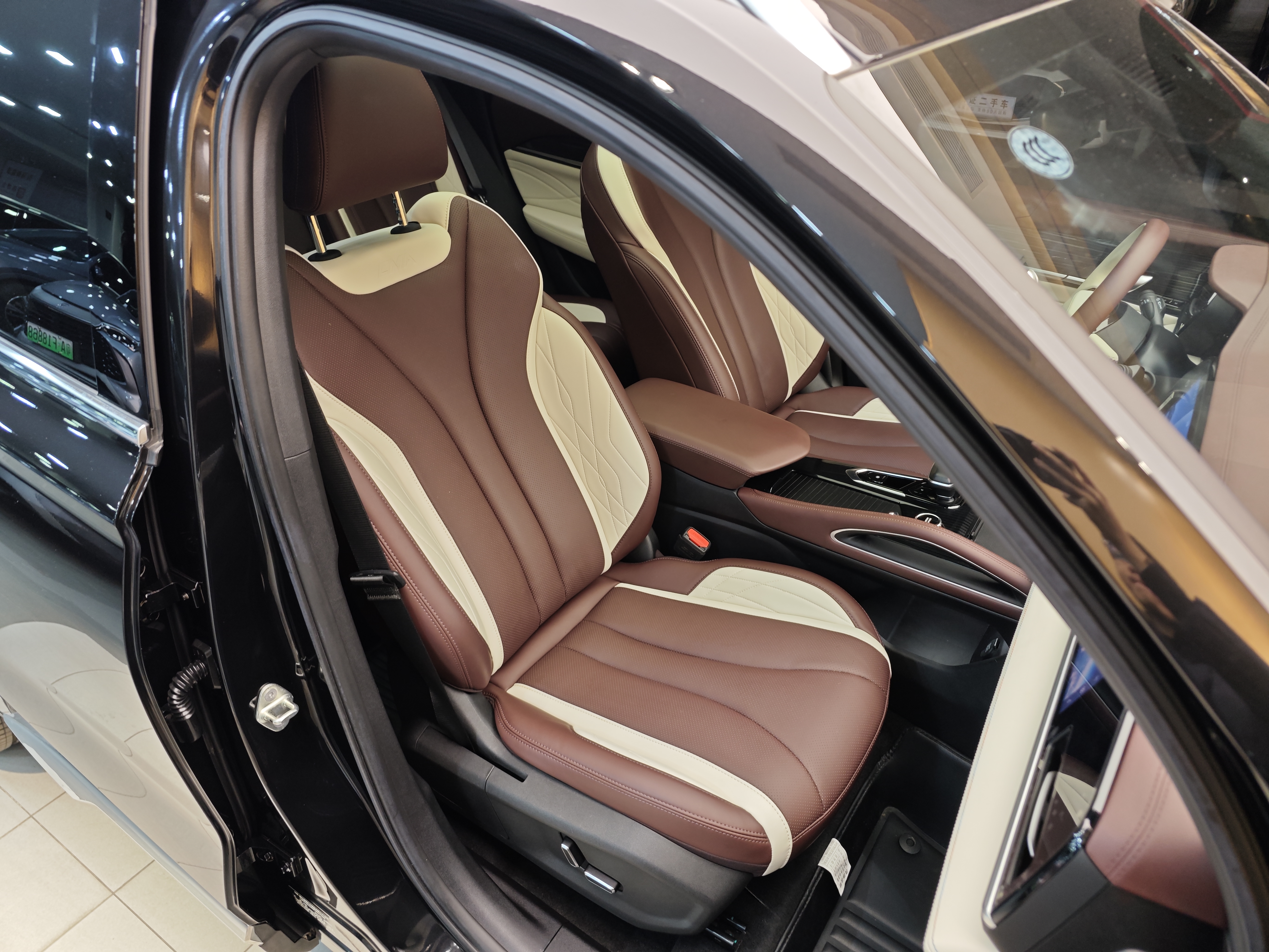 GEELY Monjaro 2023 #35 GEELY Monjaro 2023 car image #35