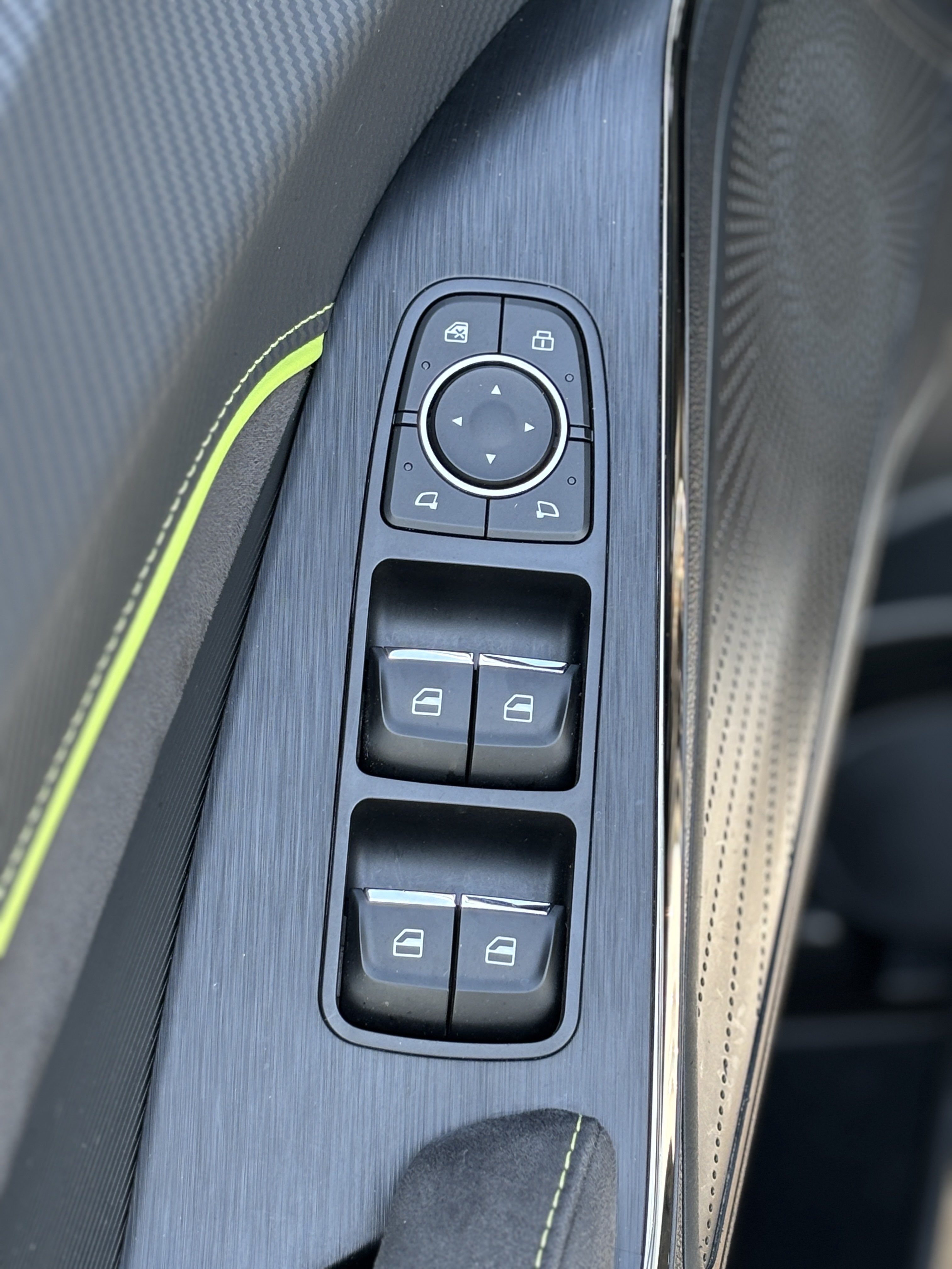 Haval H6S 2024 #35 Haval H6S 2024 car image #35