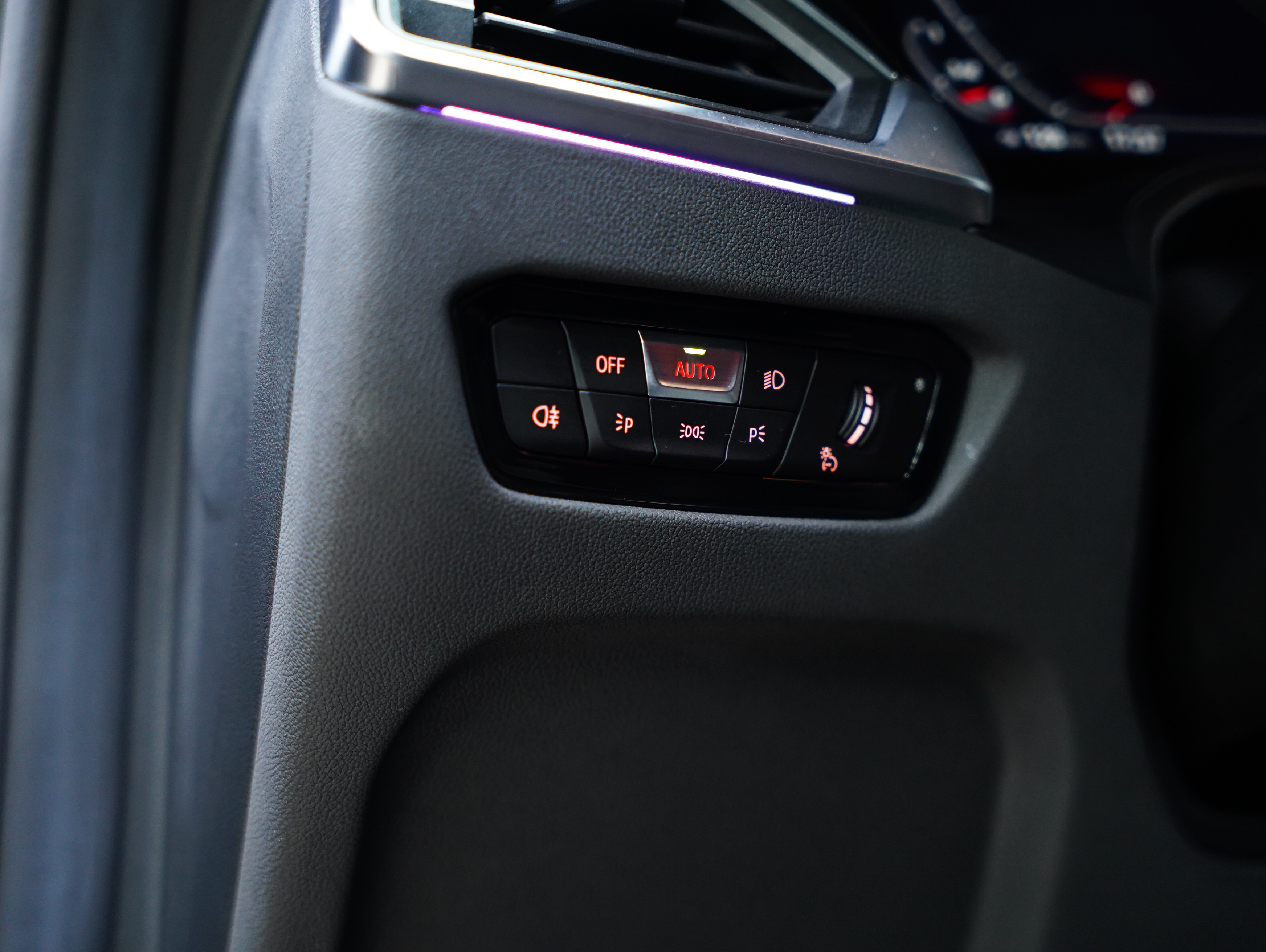 BMW M4 2023 car image #35